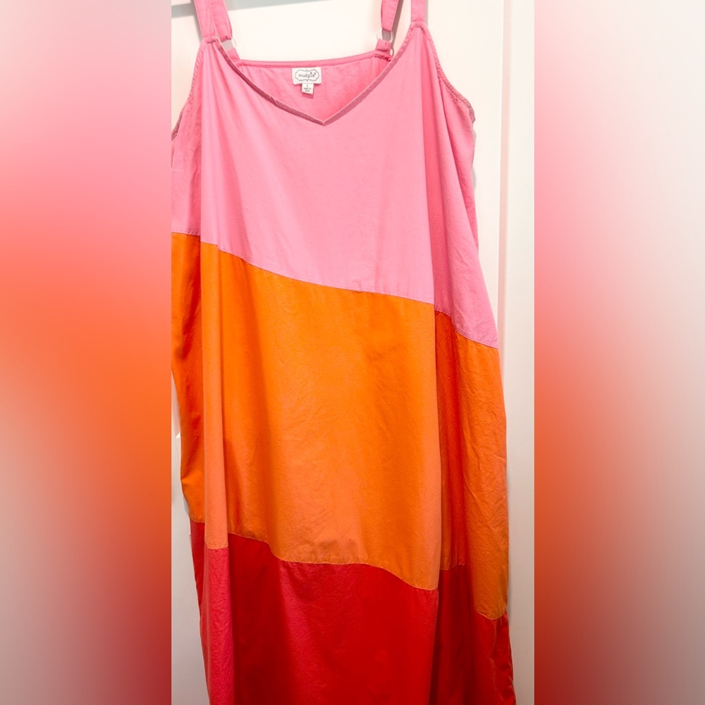 Mud Pie Colorblock Midi Dress in Pink, Orange & Red - Picture 4 of 12